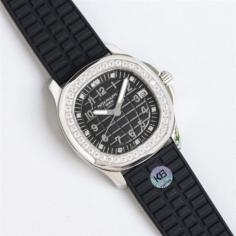 202457165528110 1400